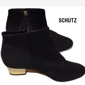 Schutz‎ black suede tasseled booties 10